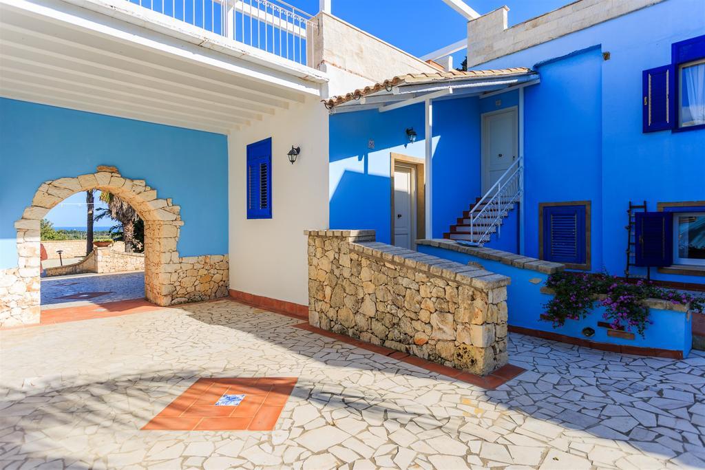 Отель Borgo Marino Plemmirio Сиракузы Экстерьер фото